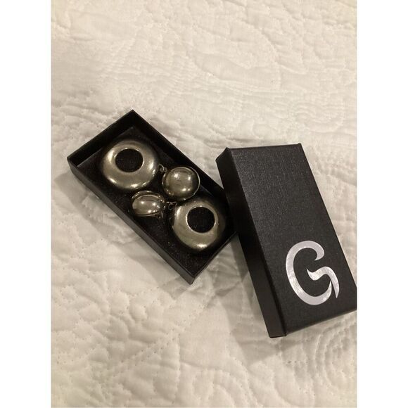 Vintage Silver Tone Circle Dangle Clip On Earrings - Picture 2 of 6